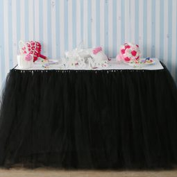 חצאית שולחן טול - שחור